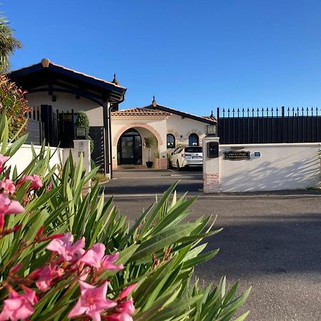 Charme & Confort- Les Cottages Du Bassin D'Arcachon- Petit-Dejeuner Sur Demande - Nuitee, Court Sejour, Semaine Gujan-Mestras Exteriér fotografie